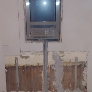 wall mountyed panel